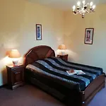 Charming With Swimming Pool In