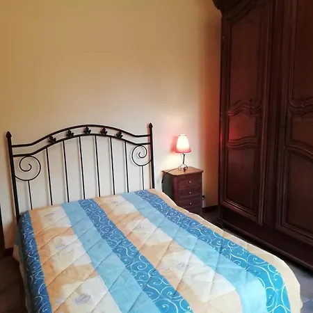Charming With Swimming Pool In Chalet