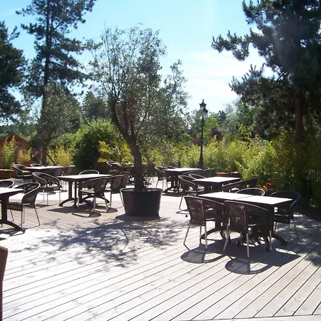 Chalet Charming With Swimming Pool In *