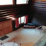 Chalet Charming With Swimming Pool In