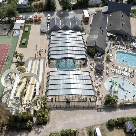 Charming With Swimming Pool In * Quend