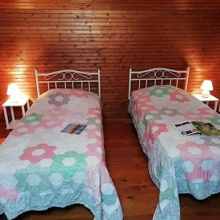 Chalet Charming With Swimming Pool In