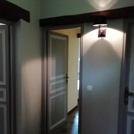 Chalet Charming With Swimming Pool In *
