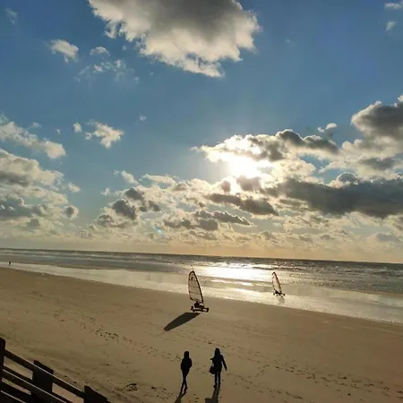 Charming With Swimming Pool In Chalet Quend