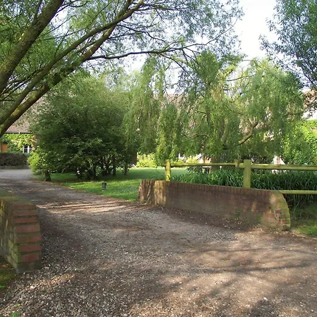 Charming With Swimming Pool In Quend