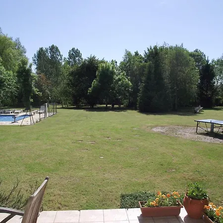 Chalet Charming With Swimming Pool In *