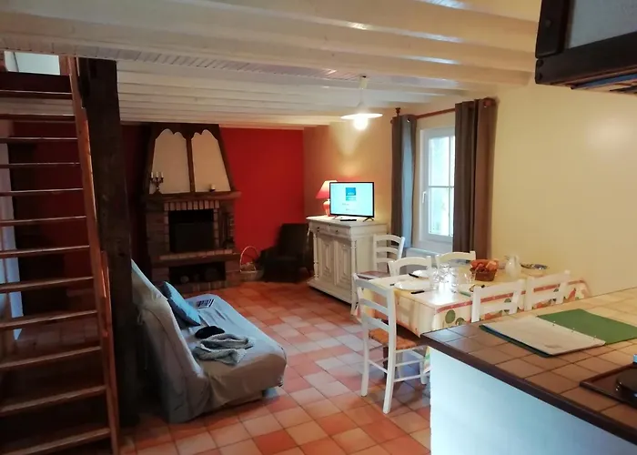 Charming With Swimming Pool In Quend