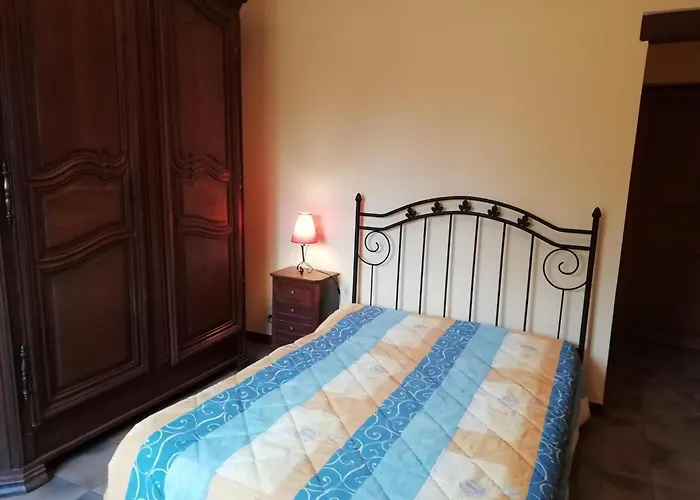 Charming With Swimming Pool In Chalet *