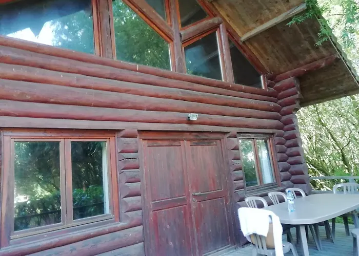 Chalet Charming With Swimming Pool In *